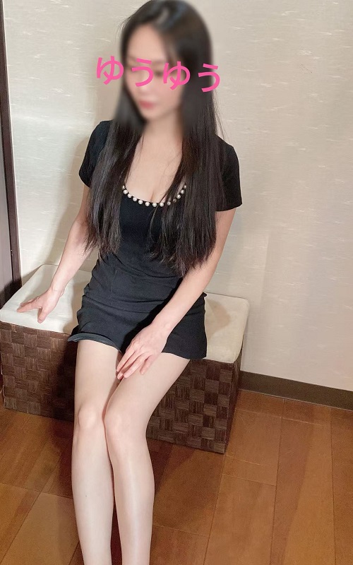 新人あや 
